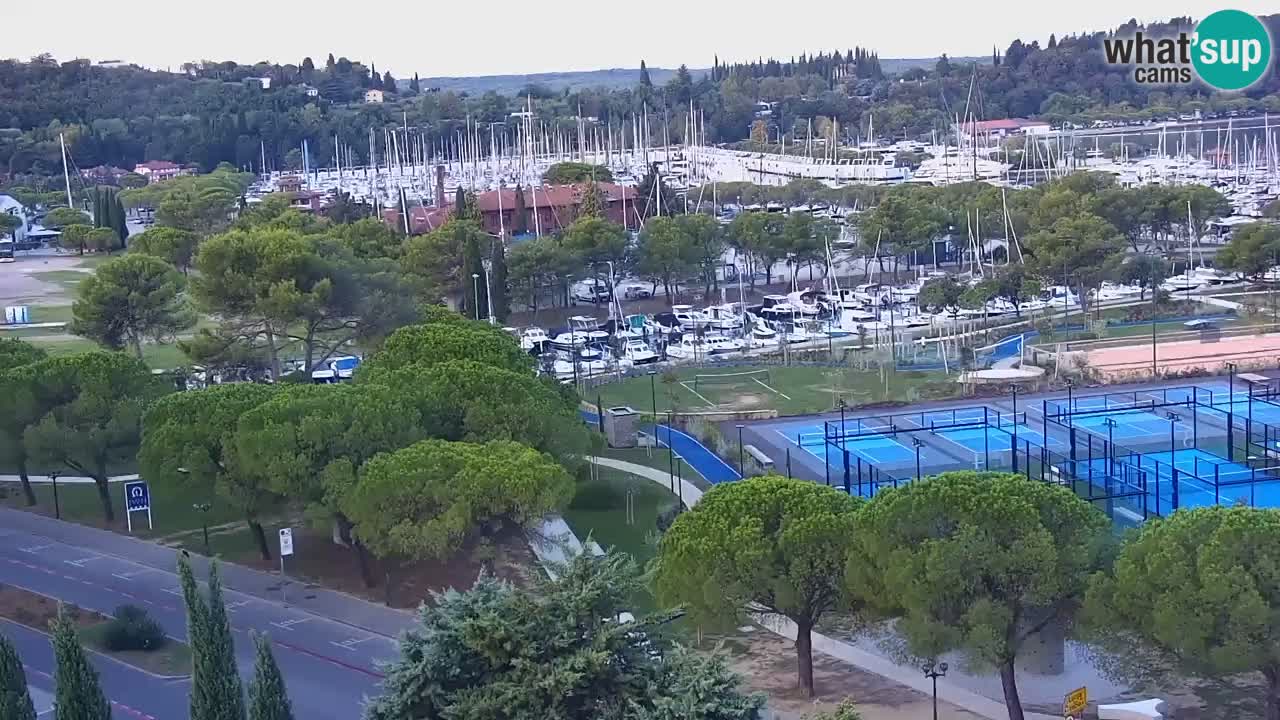 Portorož spletna kamera – pogled na marino in teniška igrišča