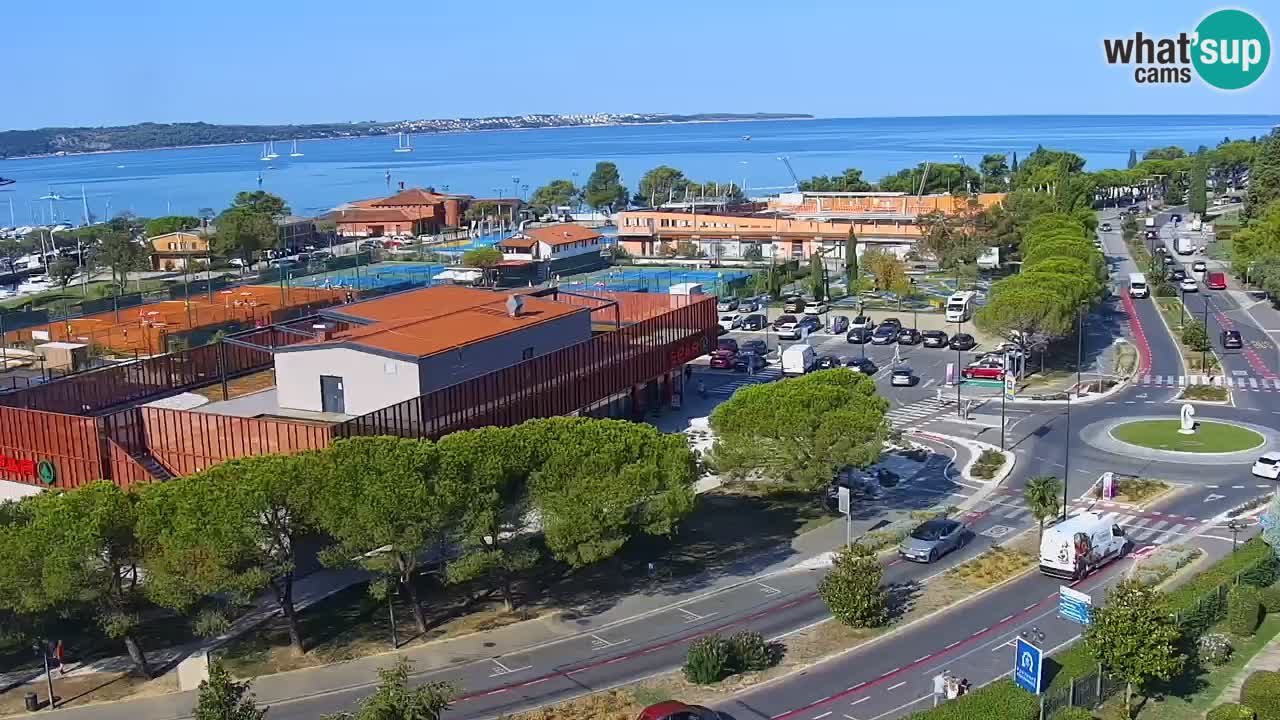 Portorož Live Webcam – vue sur la marina et les courts de tennis