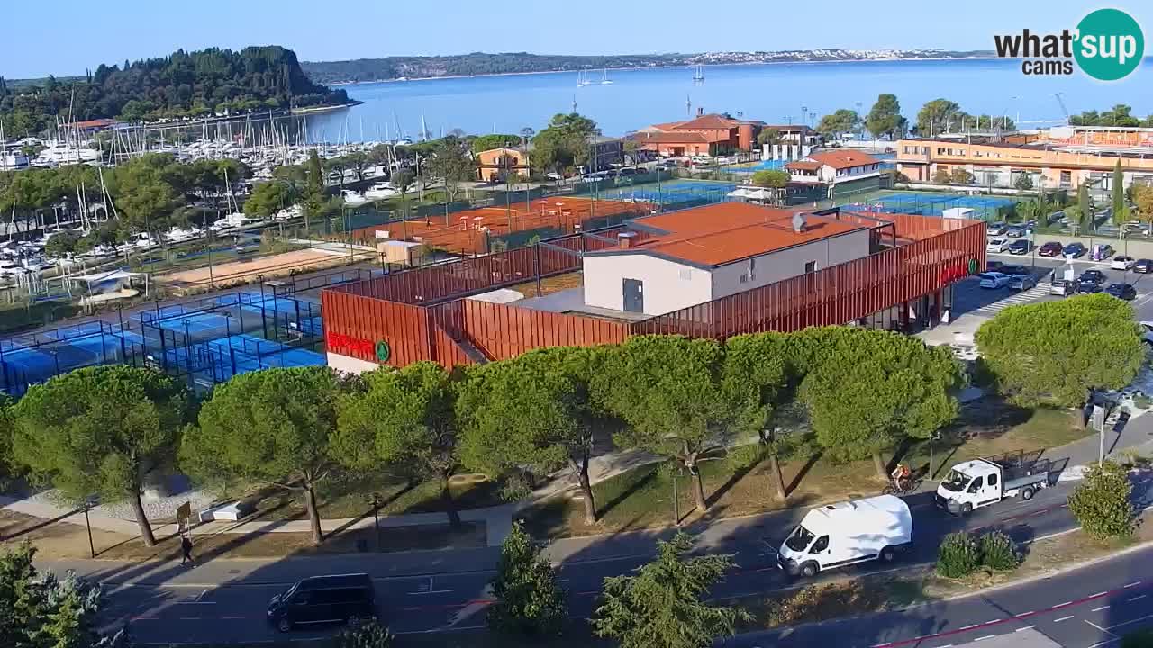 Portorož spletna kamera – pogled na marino in teniška igrišča