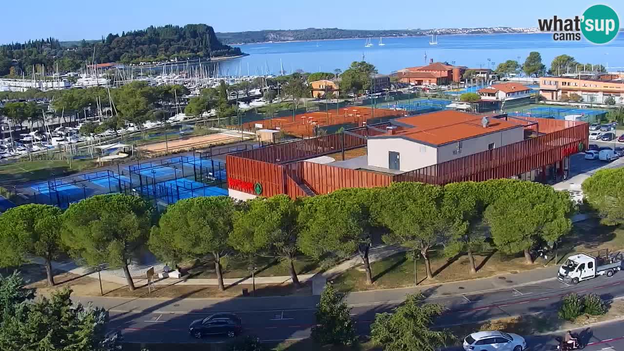 Portorož spletna kamera – pogled na marino in teniška igrišča