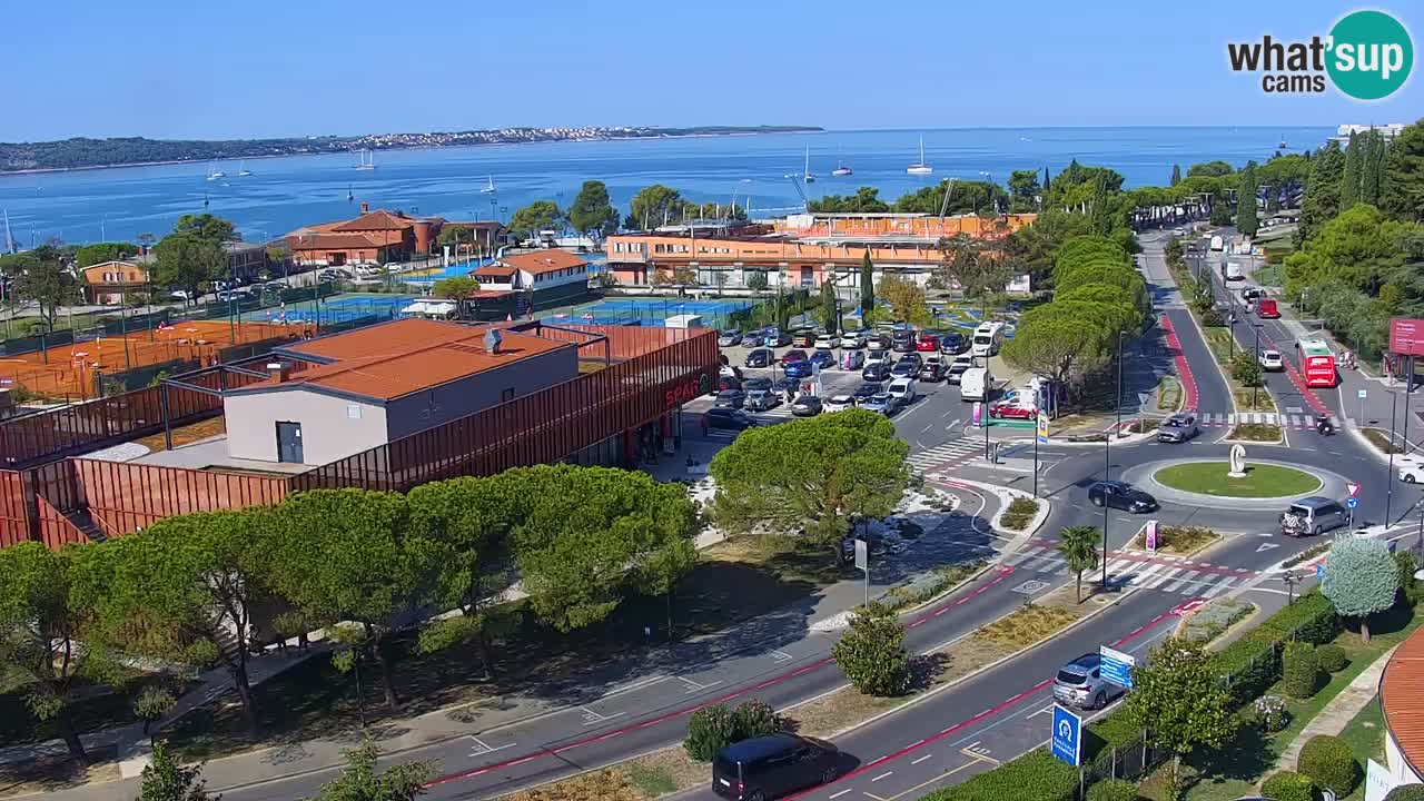 Portorož web kamera – pogled na marinu i teniške terene