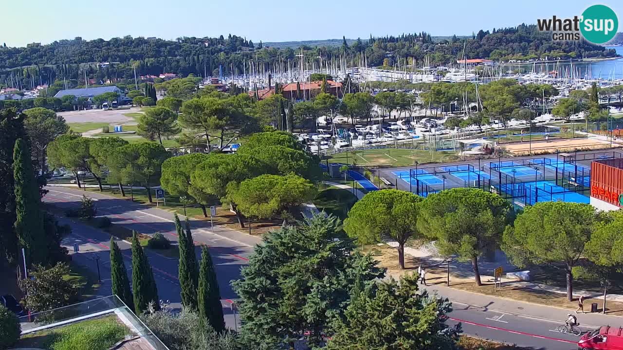 Portorož web kamera – pogled na marinu i teniške terene