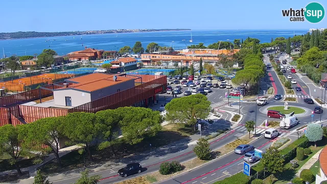 Portorož web kamera – pogled na marinu i teniške terene