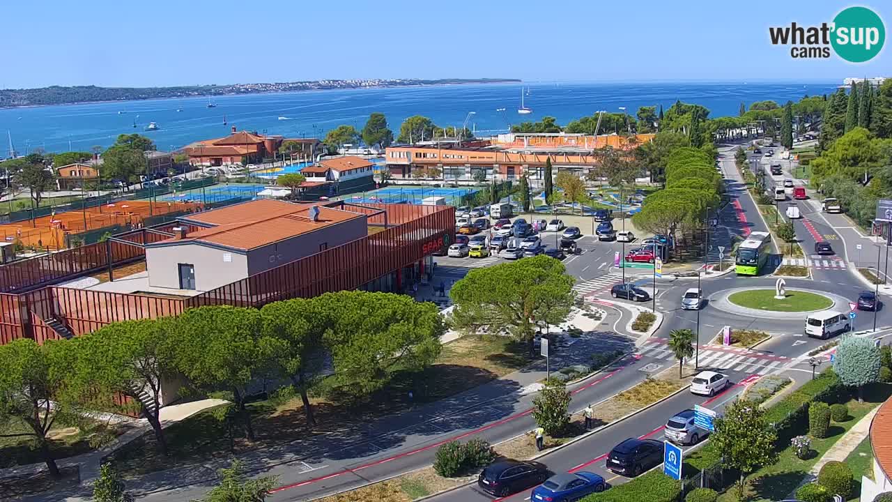 Portorož spletna kamera – pogled na marino in teniška igrišča