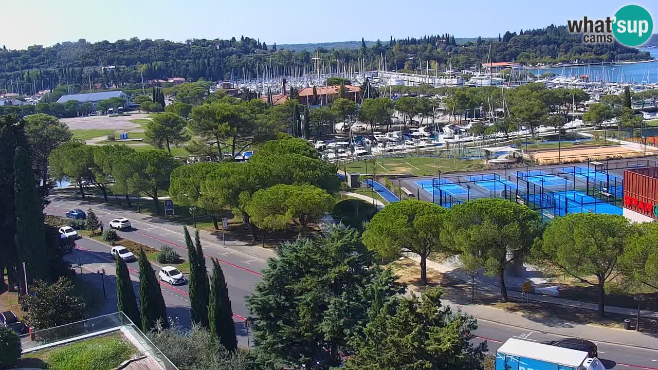 Portorož web kamera – pogled na marinu i teniške terene