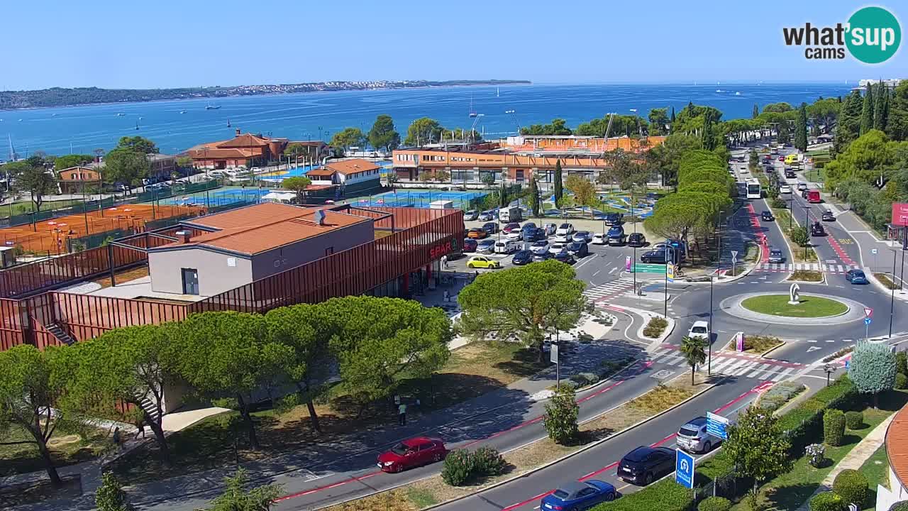 Portorož spletna kamera – pogled na marino in teniška igrišča