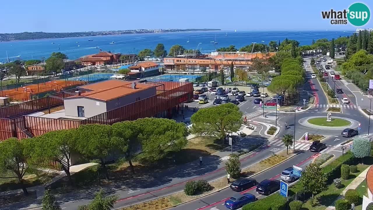 Portorož Live Webcam – vue sur la marina et les courts de tennis
