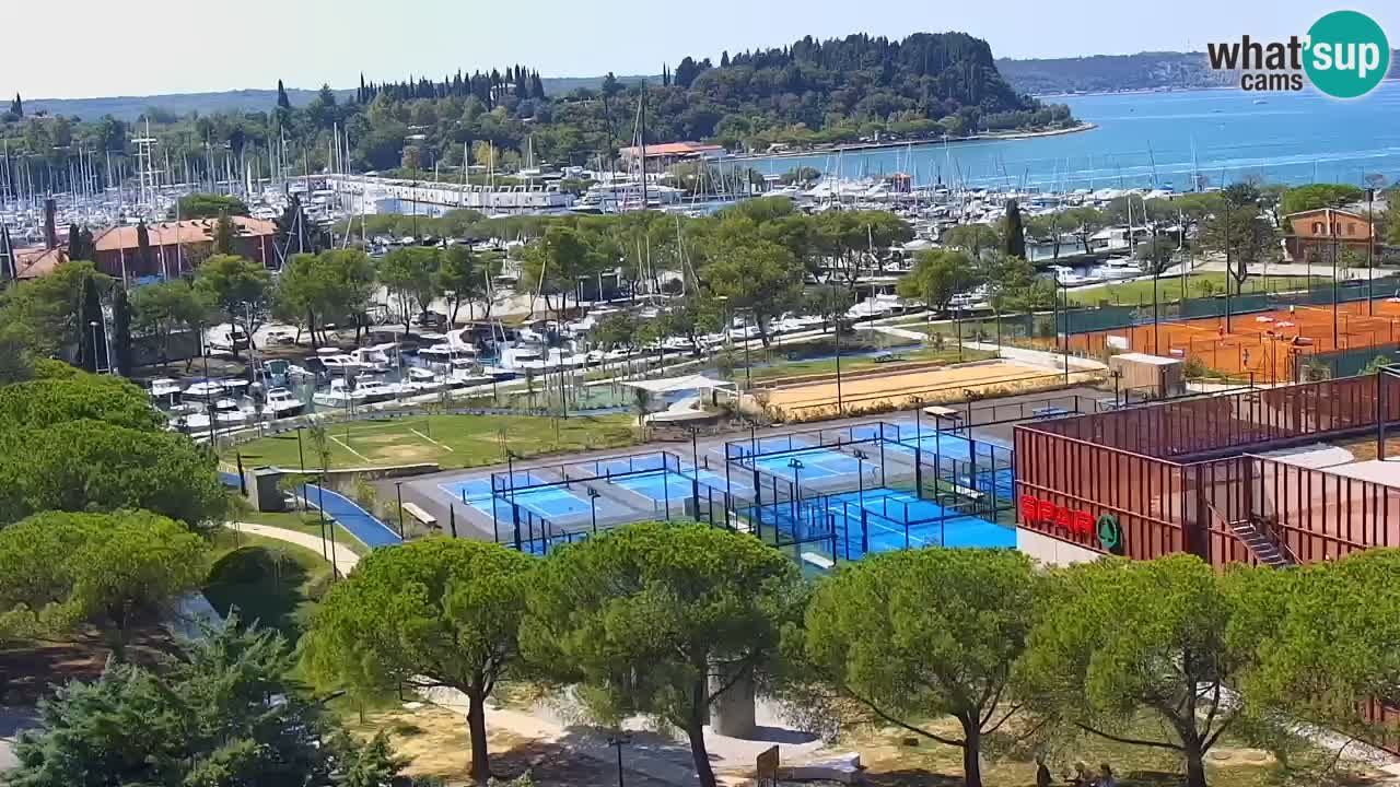 Portorož spletna kamera – pogled na marino in teniška igrišča