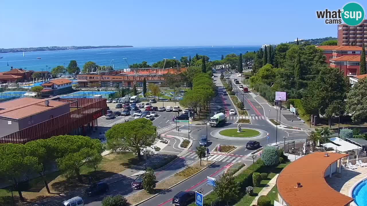 Portorož web kamera – pogled na marinu i teniške terene