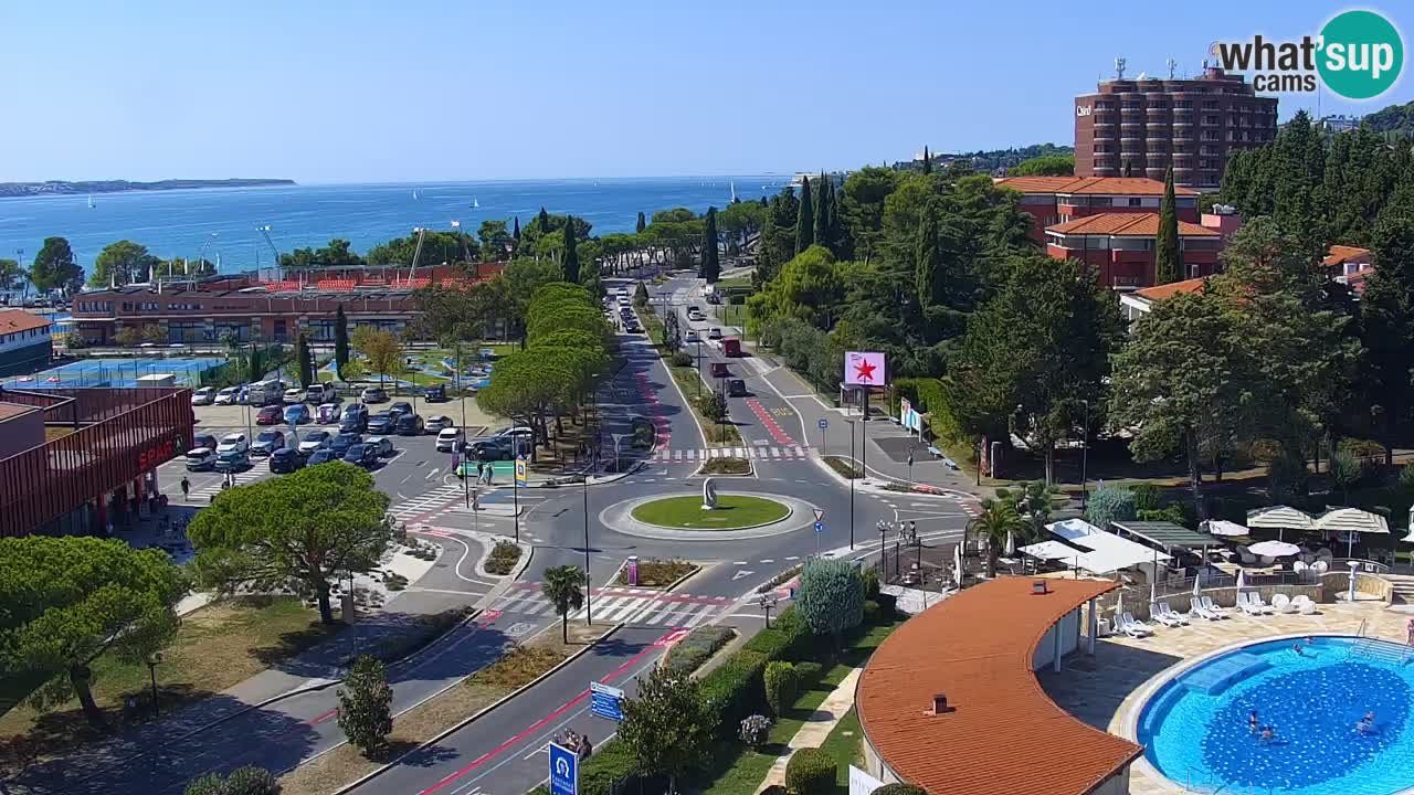 Portorož web kamera – pogled na marinu i teniške terene