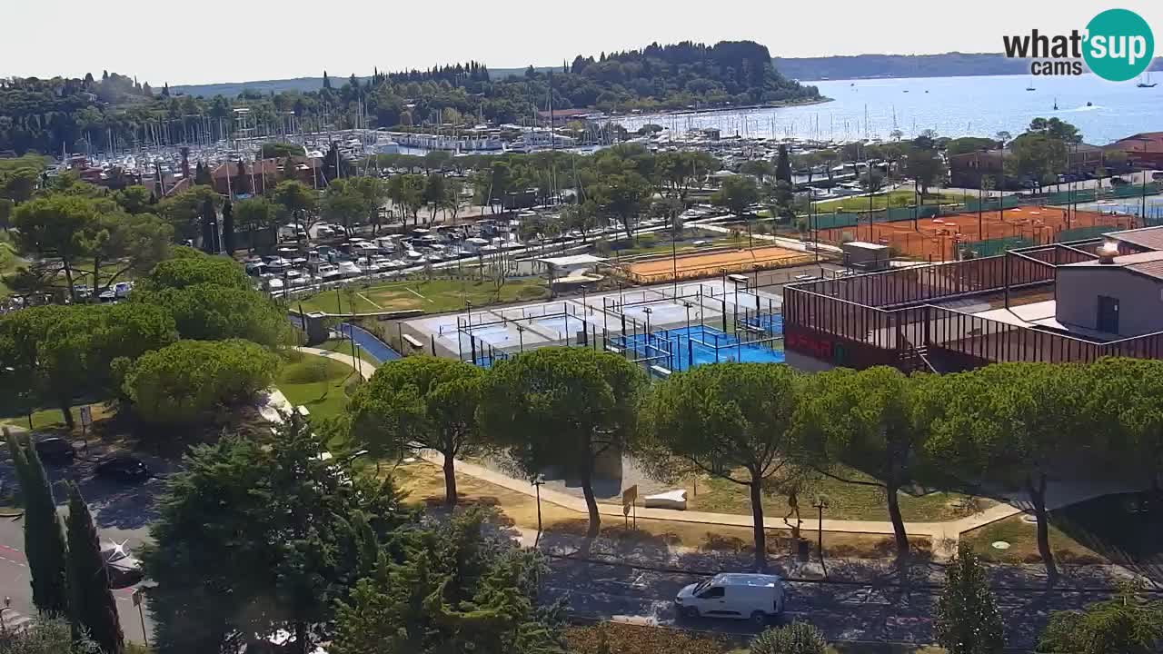 Portorož spletna kamera – pogled na marino in teniška igrišča