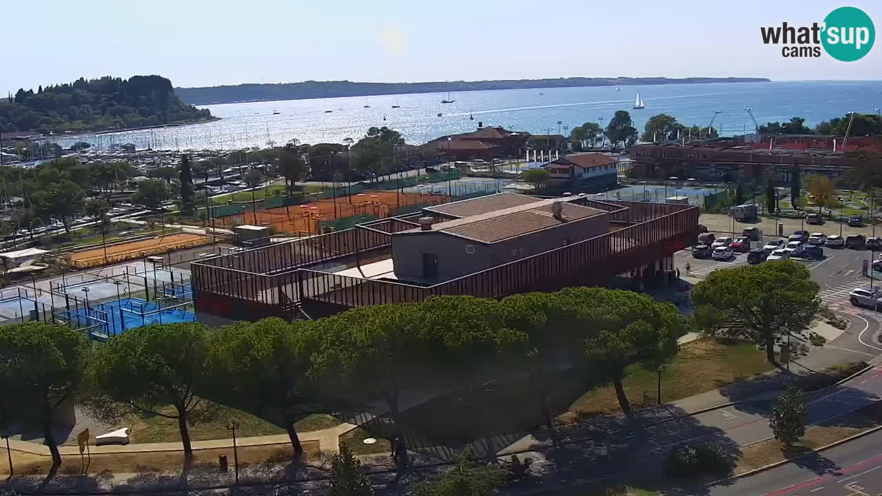 Portorož spletna kamera – pogled na marino in teniška igrišča