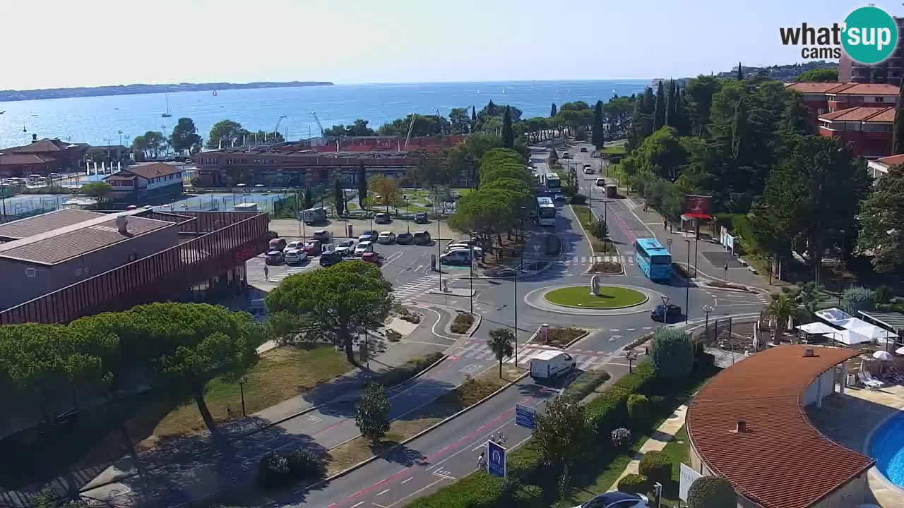 Portorož web kamera – pogled na marinu i teniške terene
