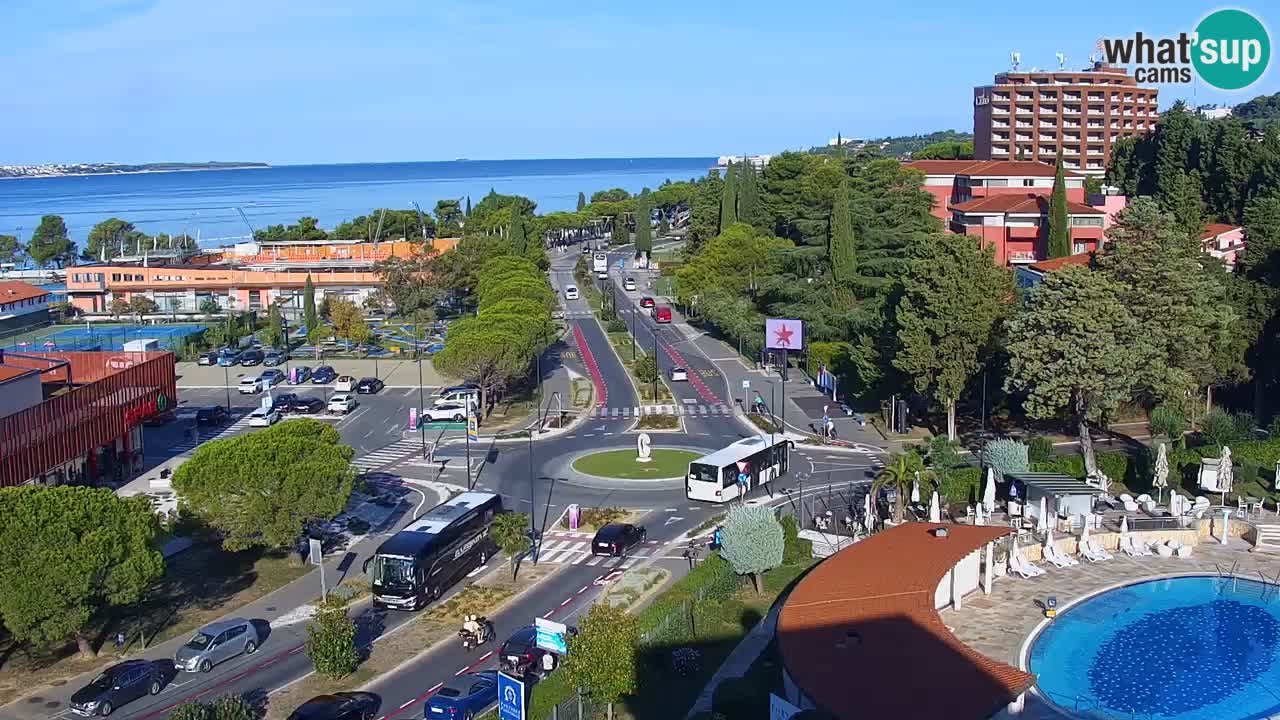 Portorož camera en vivo – vista del puerto deportivo y las canchas de tenis