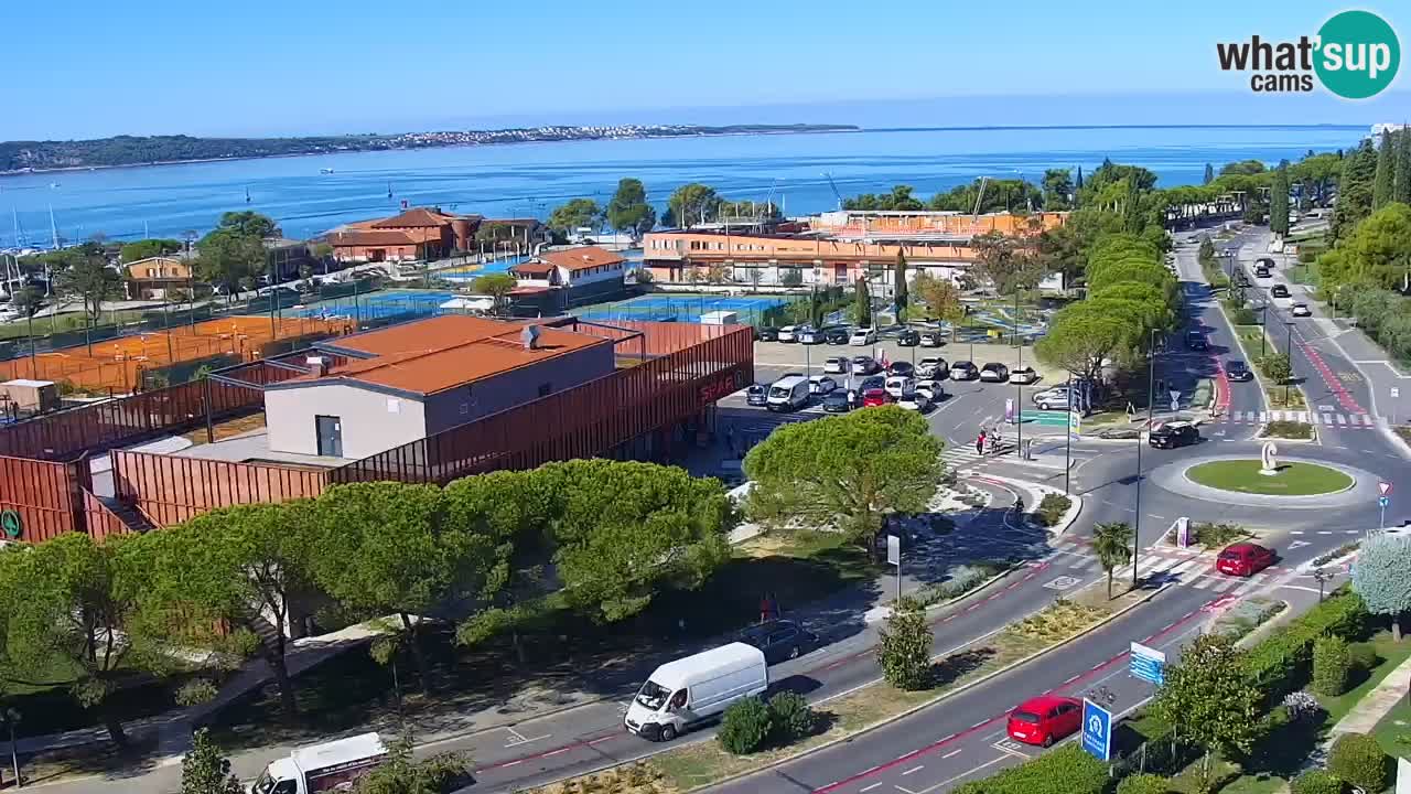 Portorož Live Webcam – vue sur la marina et les courts de tennis