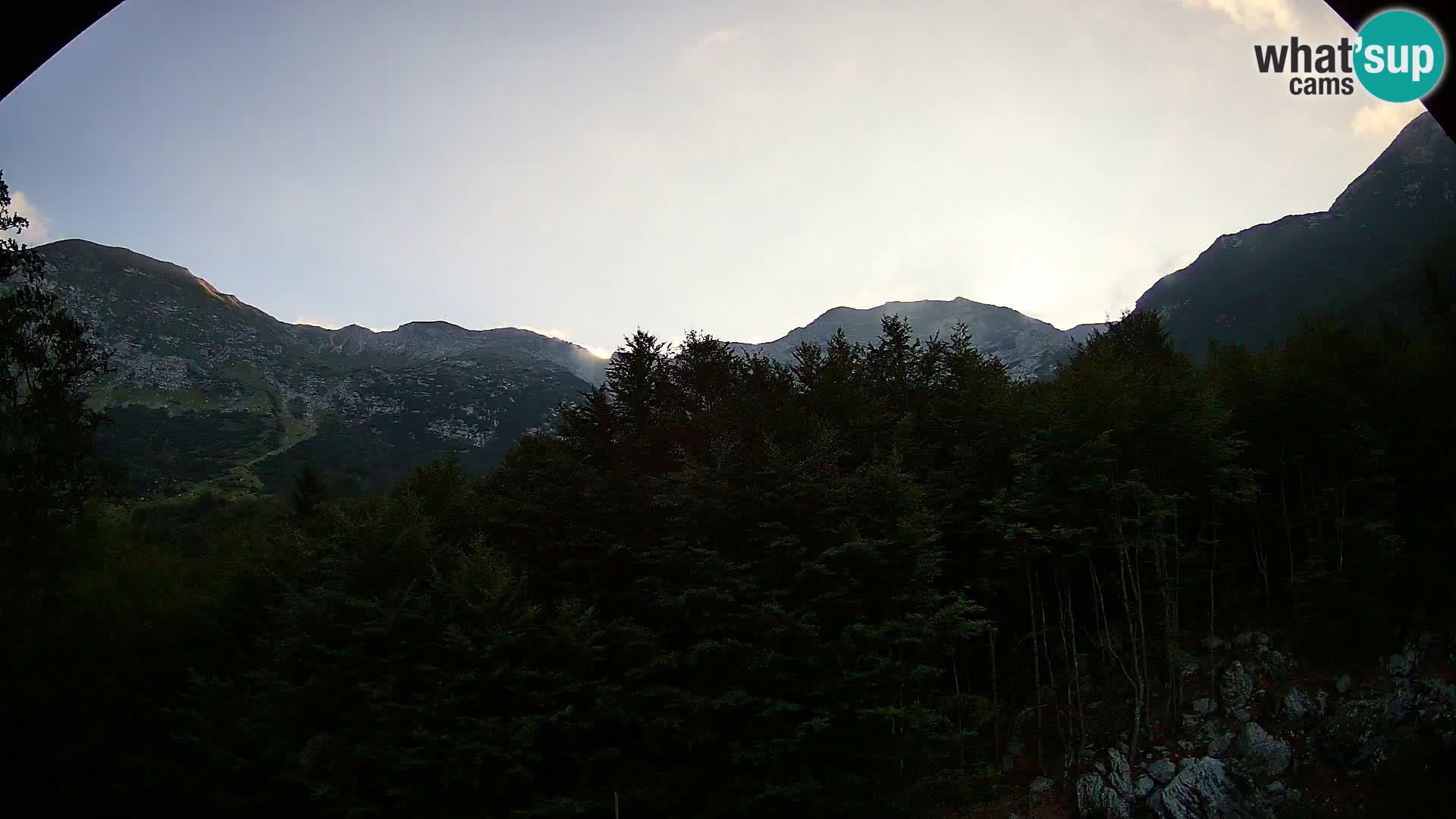 PLANINA RAZOR webcam (1315) | view to Vogel and Globoko