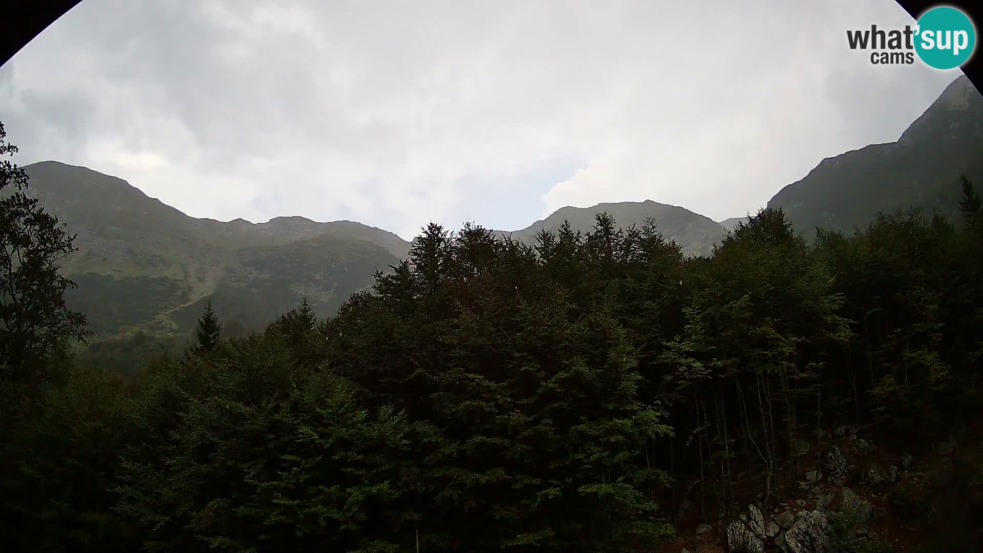 PLANINA RAZOR webcam (1315) | view to Vogel and Globoko