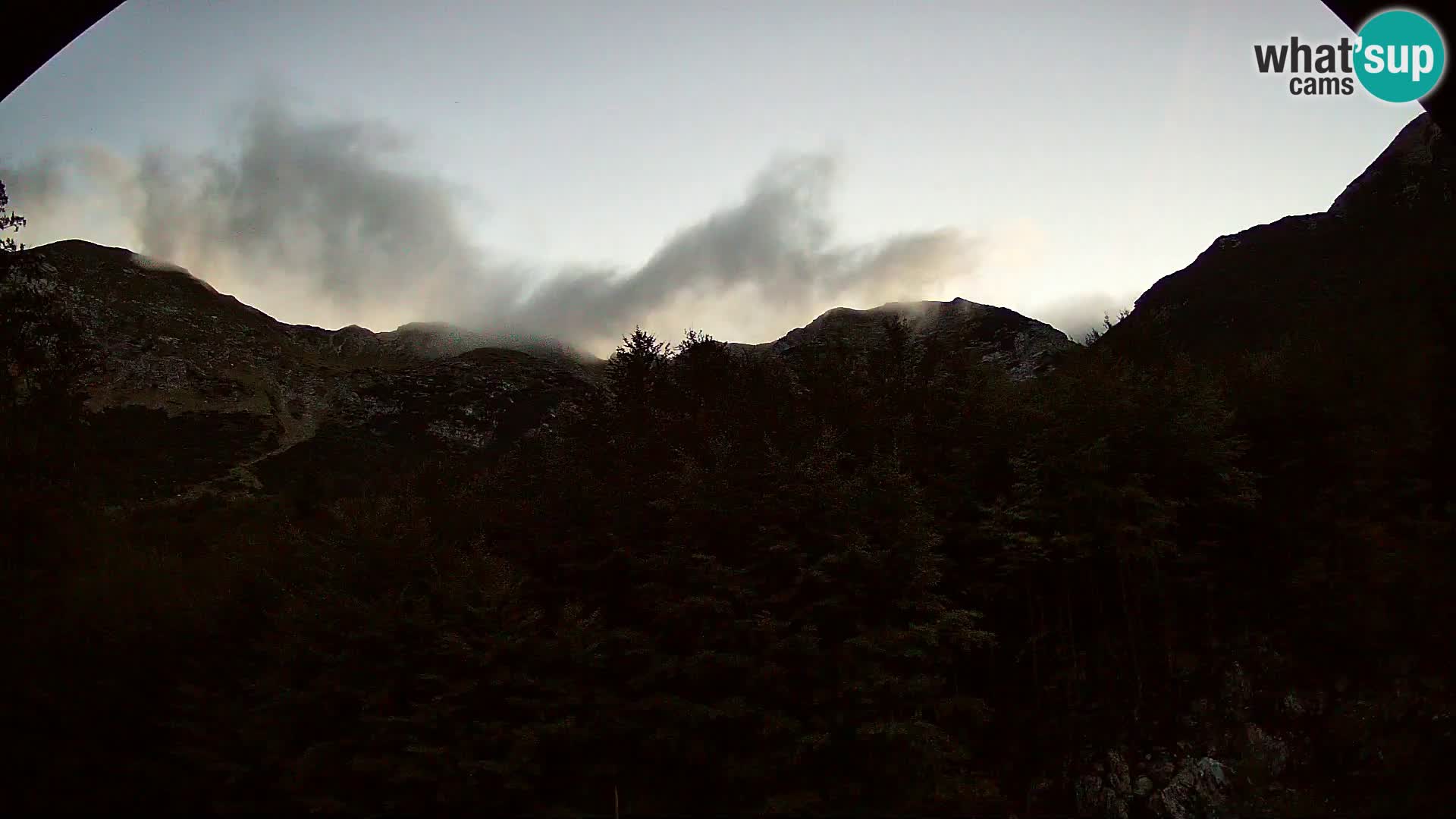 PLANINA RAZOR webcam (1315) | view to Vogel and Globoko