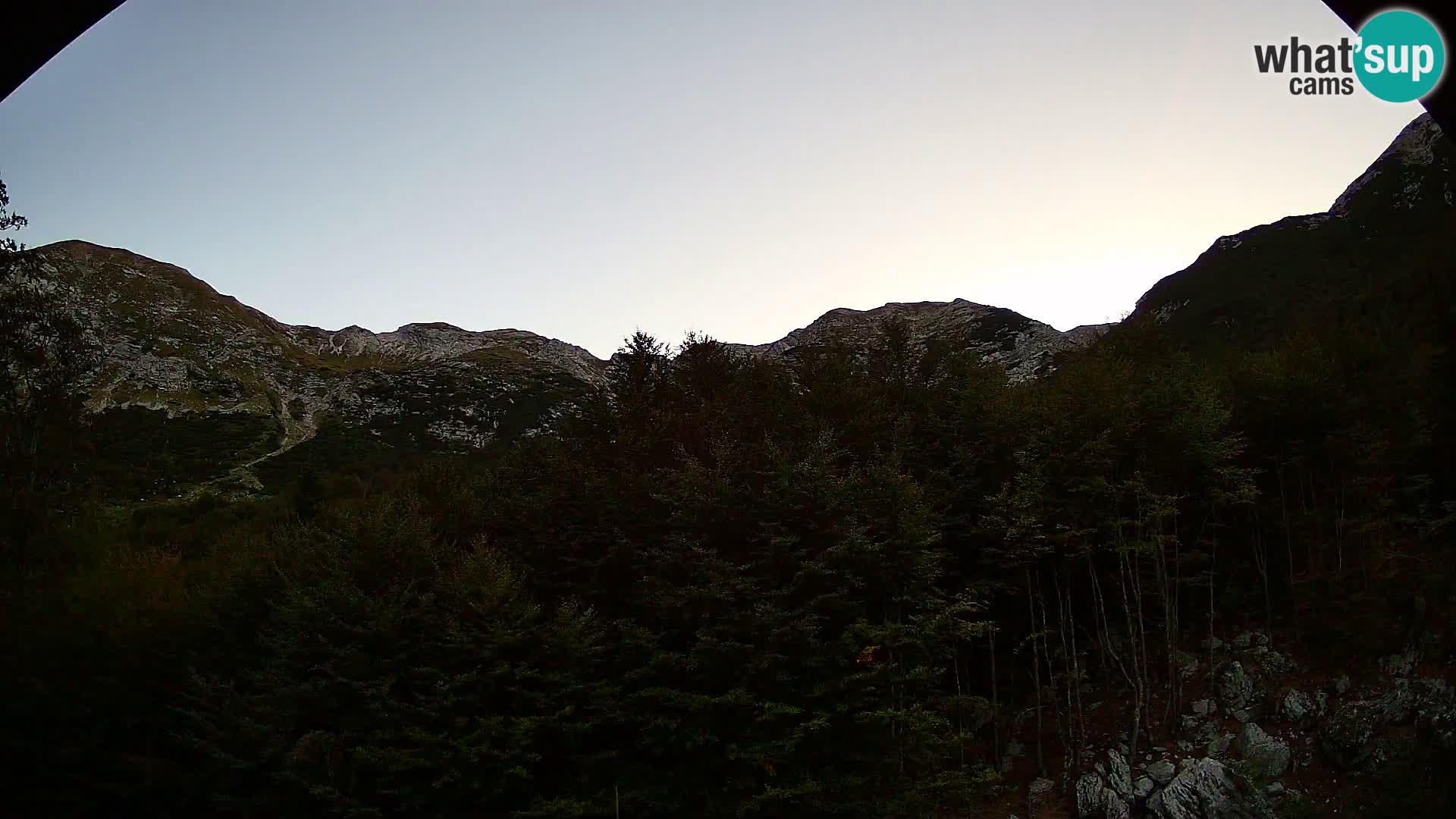 PLANINA RAZOR webcam (1315) | view to Vogel and Globoko