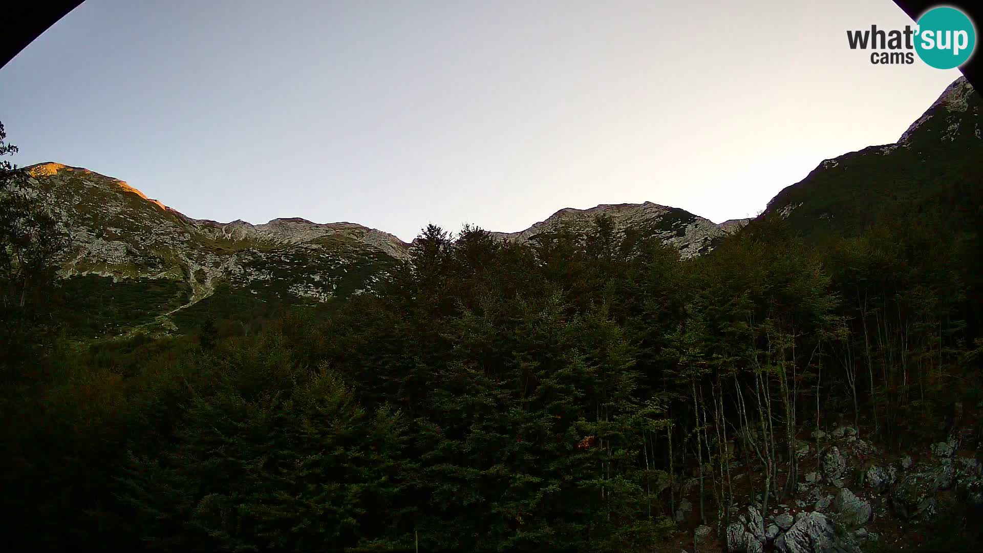 PLANINA RAZOR webcam (1315) | view to Vogel and Globoko