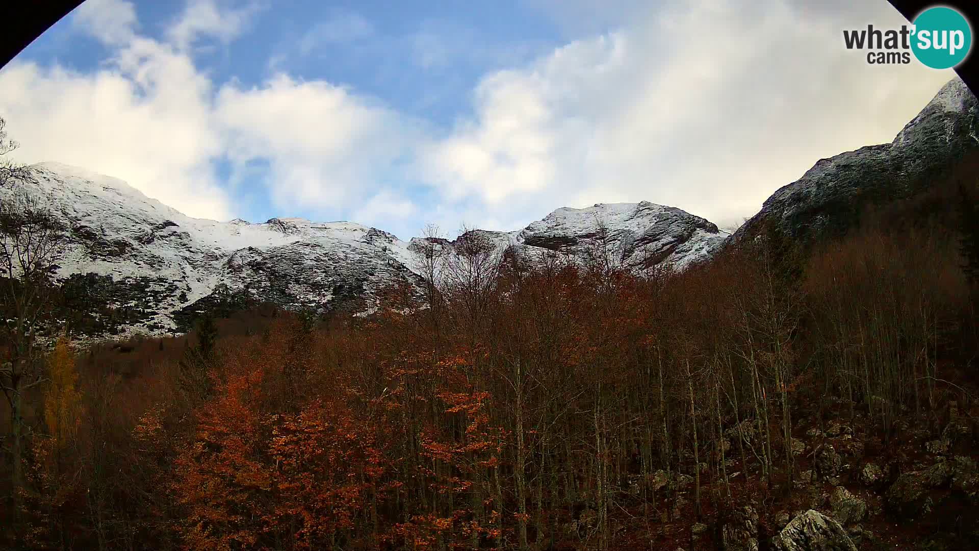 PLANINA RAZOR webcam (1315) | view to Vogel and Globoko