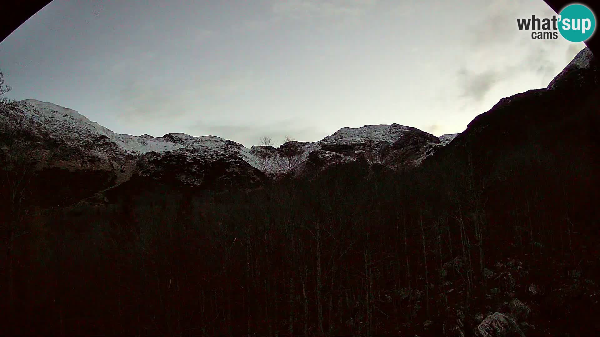 PLANINA RAZOR webcam (1315) | view to Vogel and Globoko