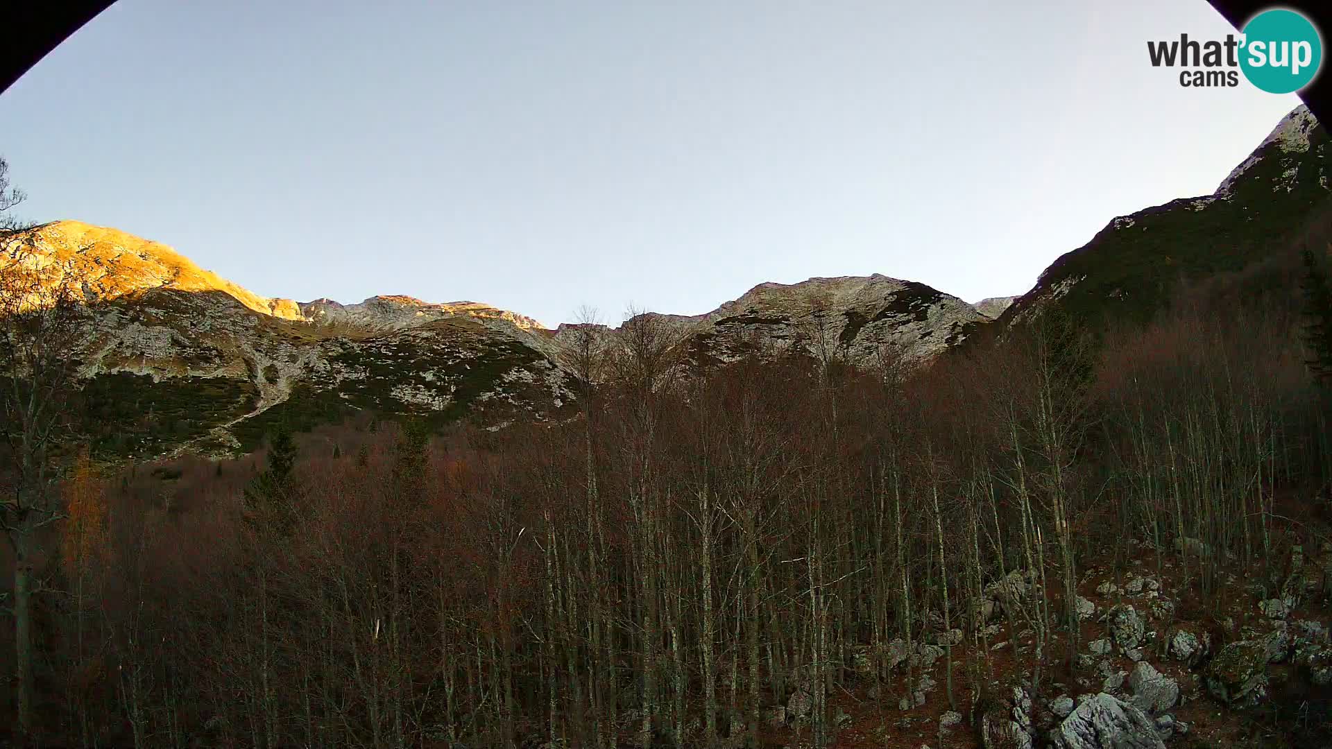 PLANINA RAZOR webcam (1315) | view to Vogel and Globoko