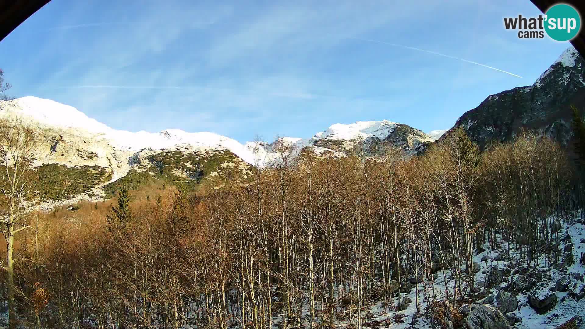 PLANINA RAZOR webcam (1315) | view to Vogel and Globoko