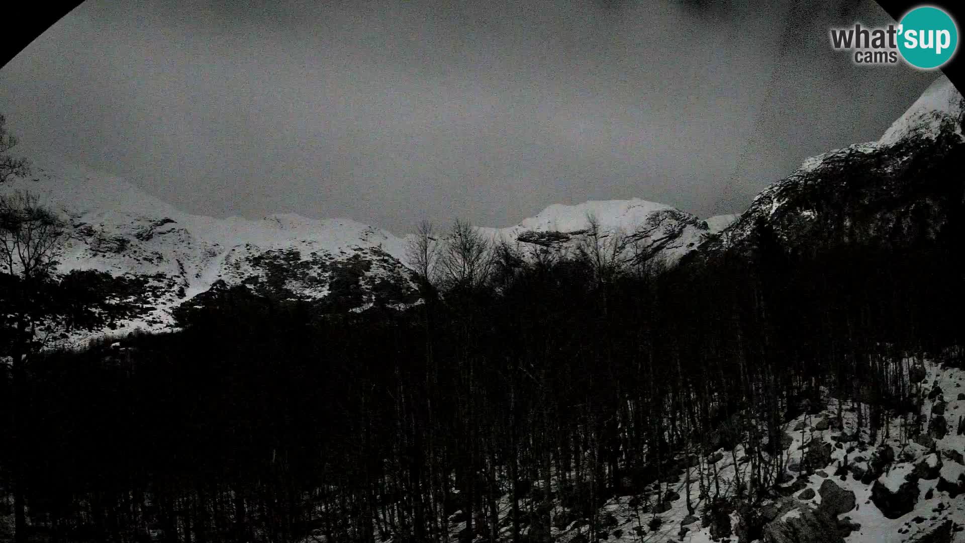 PLANINA RAZOR webcam (1315) | view to Vogel and Globoko