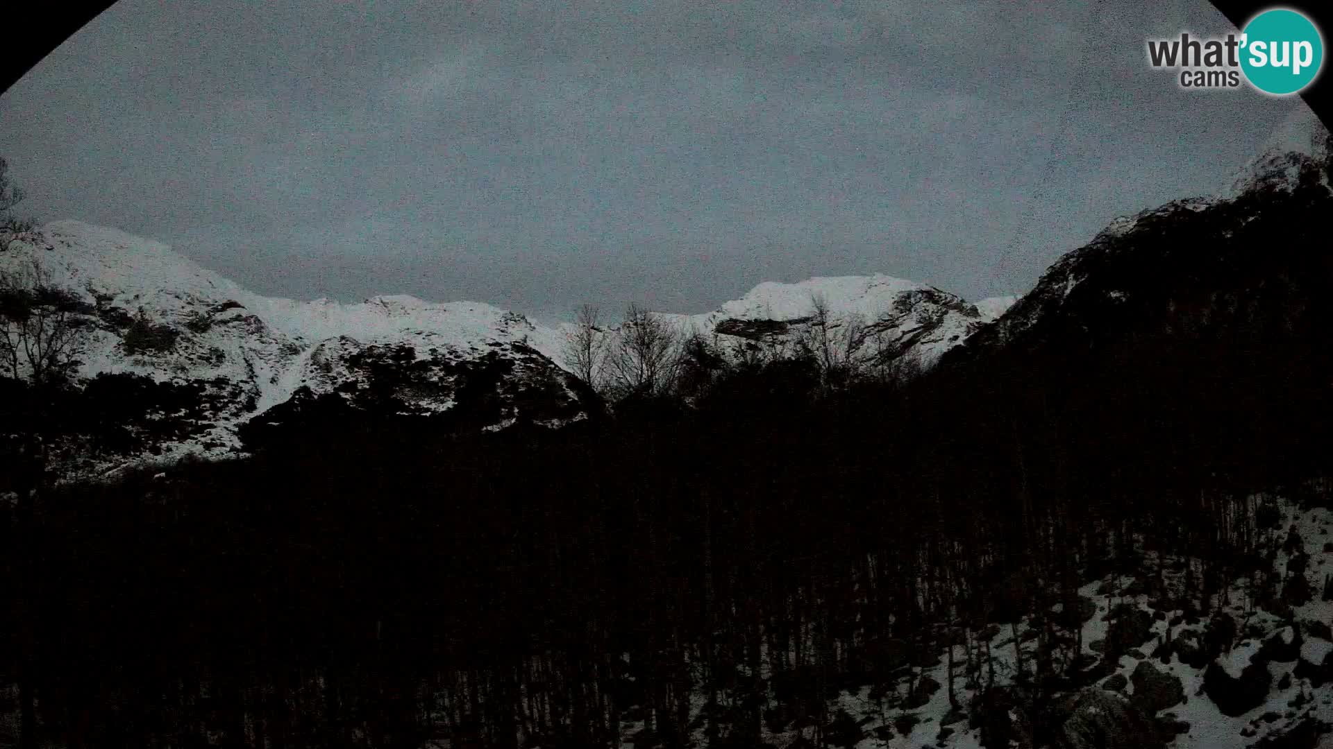 PLANINA RAZOR webcam (1315) | view to Vogel and Globoko