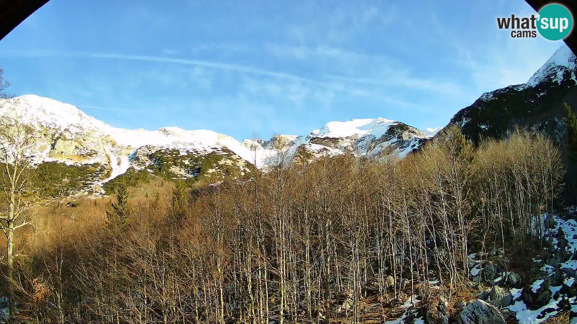 PLANINA RAZOR webcam (1315) | view to Vogel and Globoko