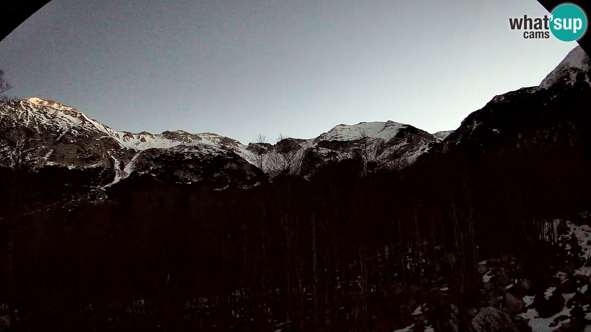 PLANINA RAZOR webcam (1315) | view to Vogel and Globoko