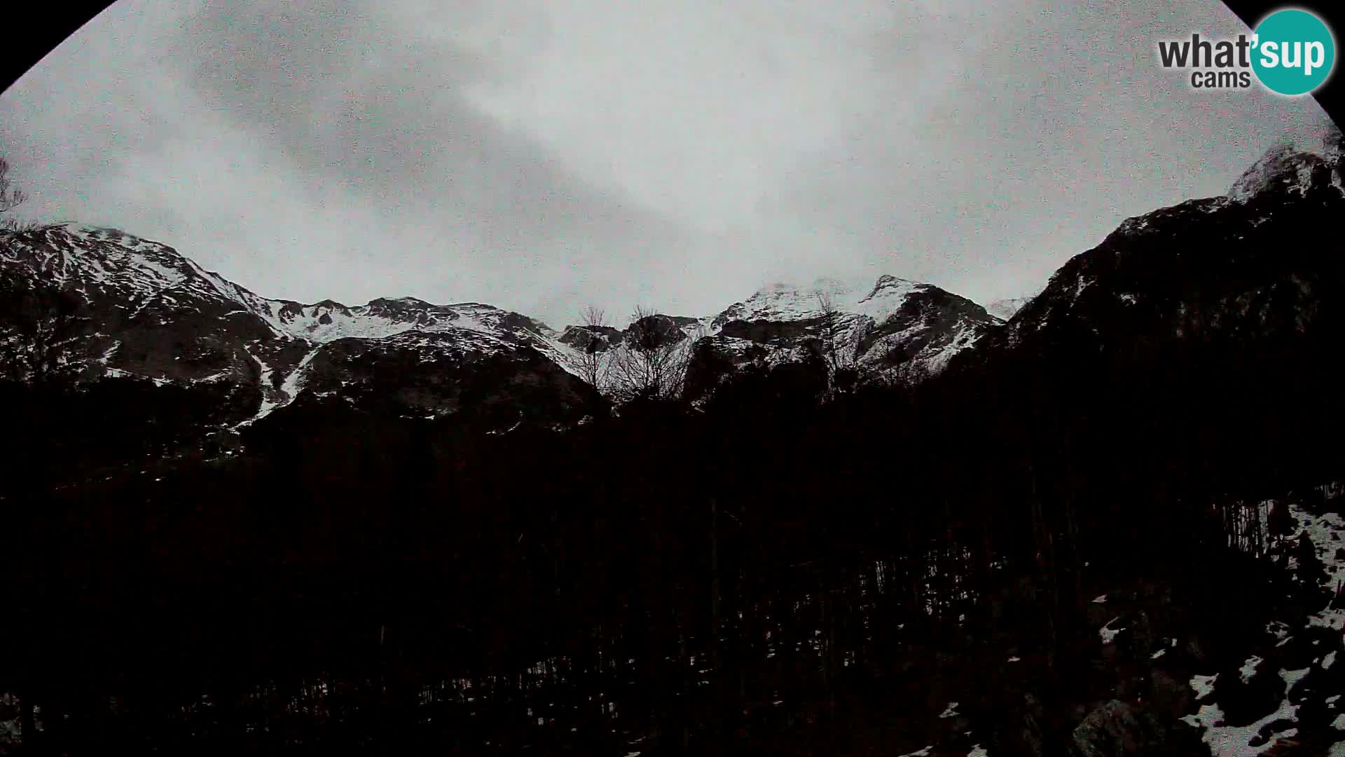 PLANINA RAZOR webcam (1315) | view to Vogel and Globoko