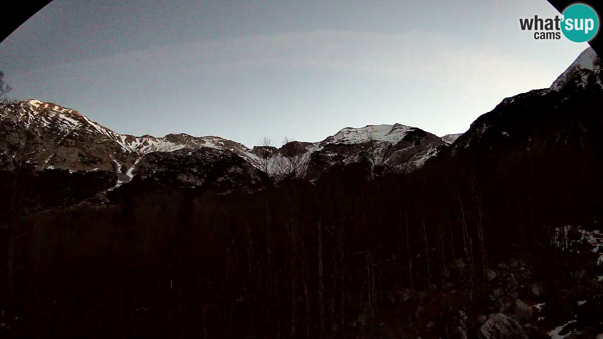 PLANINA RAZOR webcam (1315) | view to Vogel and Globoko