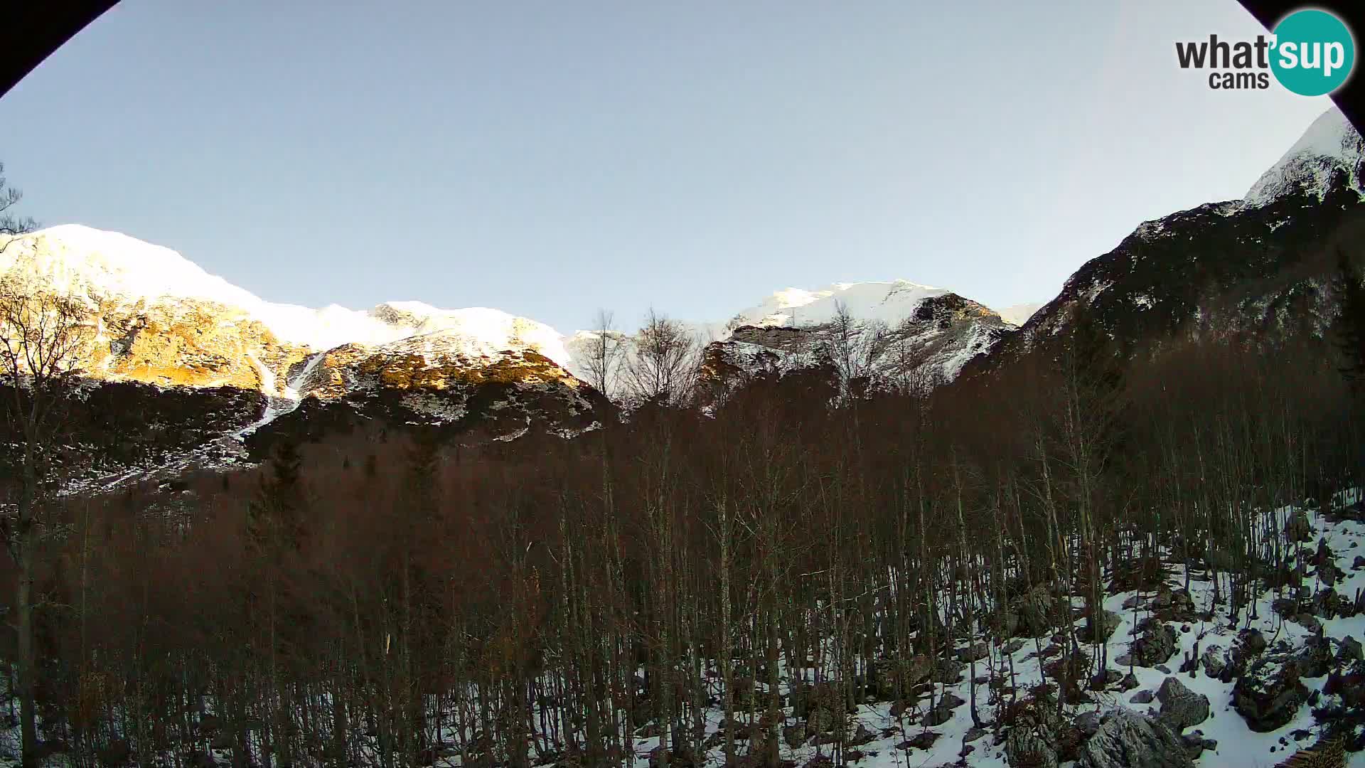 PLANINA RAZOR webcam (1315) | view to Vogel and Globoko