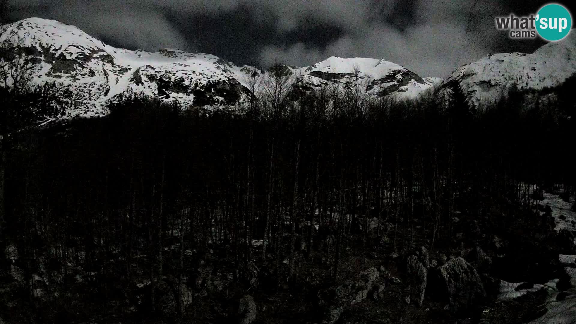 PLANINA RAZOR webcam (1315) | view to Vogel and Globoko