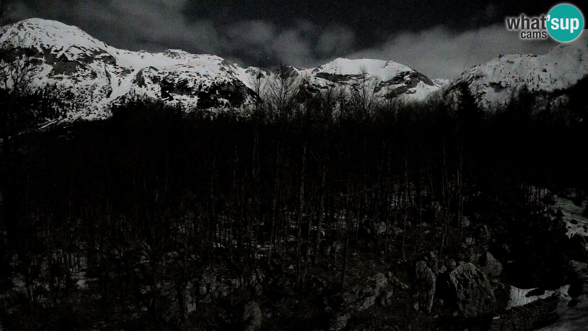 PLANINA RAZOR webcam (1315) | view to Vogel and Globoko