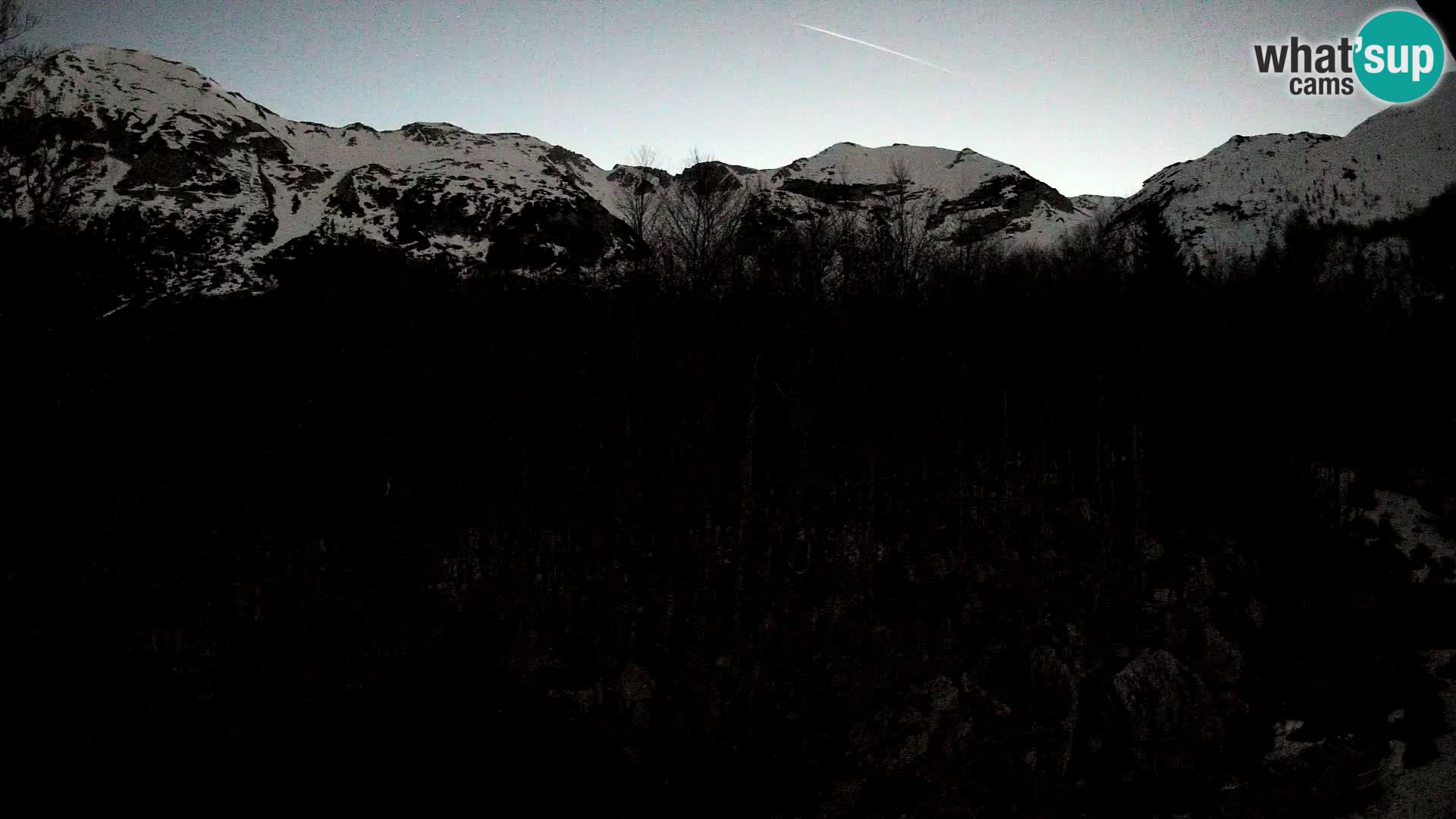 PLANINA RAZOR webcam (1315) | view to Vogel and Globoko