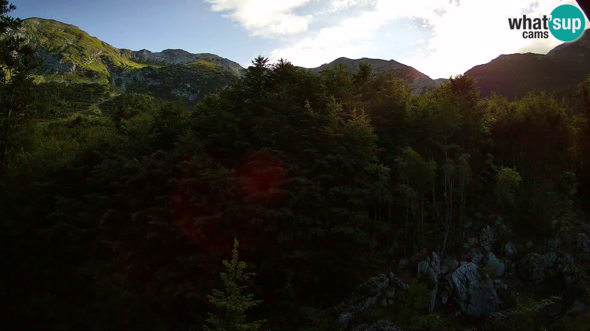 PLANINA RAZOR webcam (1315) | view to Vogel and Globoko