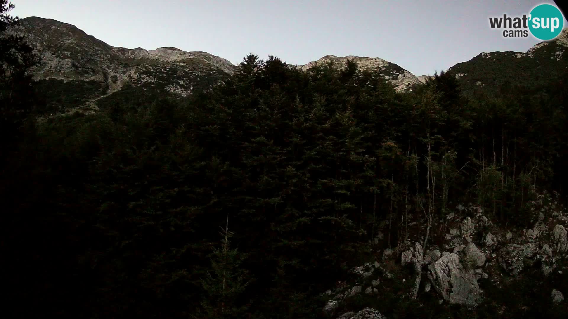 PLANINA RAZOR webcam (1315) | view to Vogel and Globoko