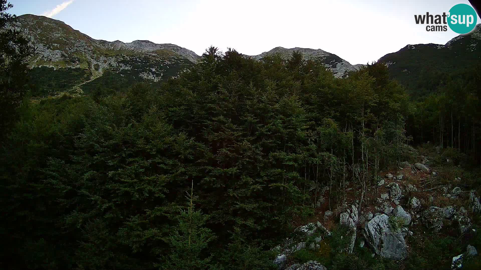 PLANINA RAZOR webcam (1315) | view to Vogel and Globoko