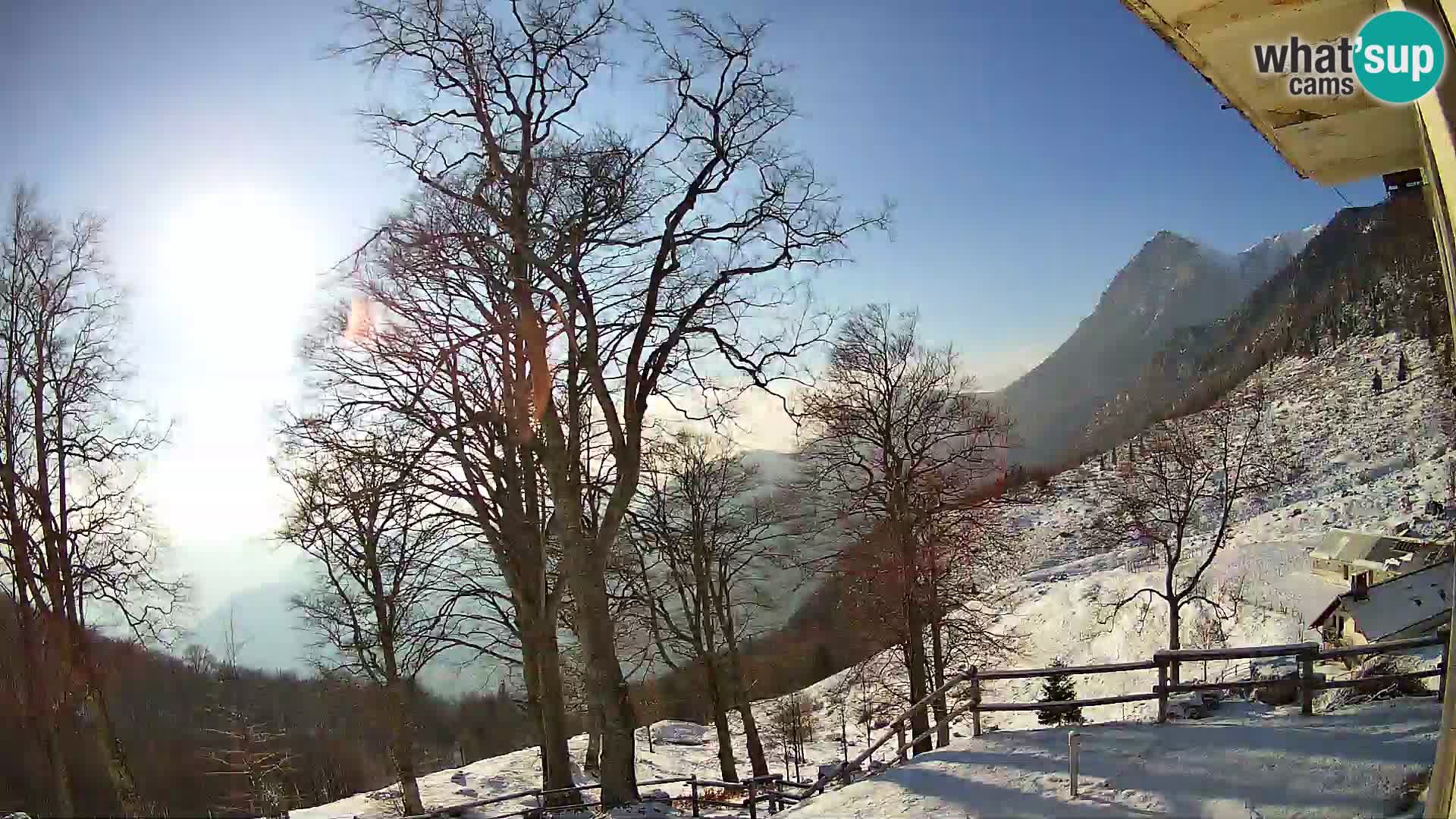 Planina Razor Mountain Hut live cam (1315) | view to Tolminski Migovec