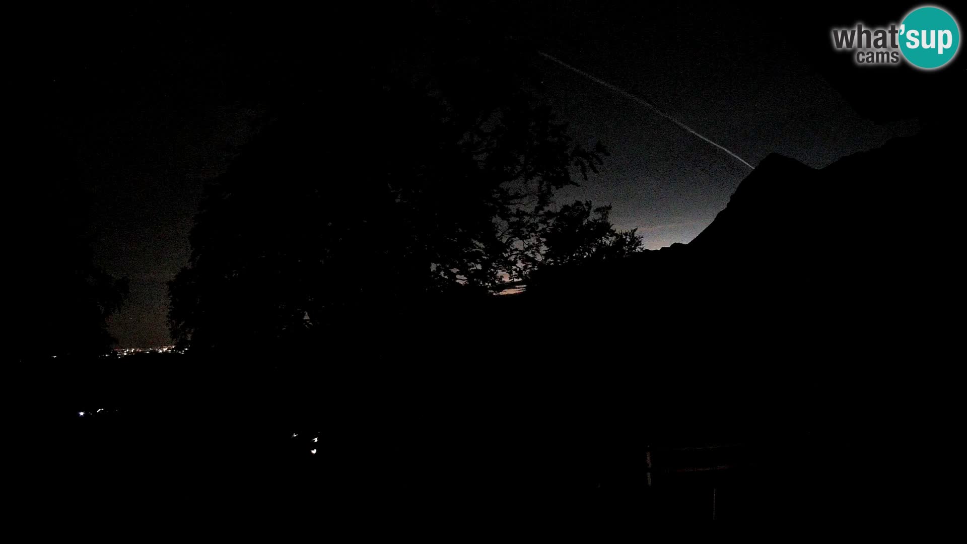 Planina Razor Bergütte Webcam (1315) | Blick auf Tolminski Migovec