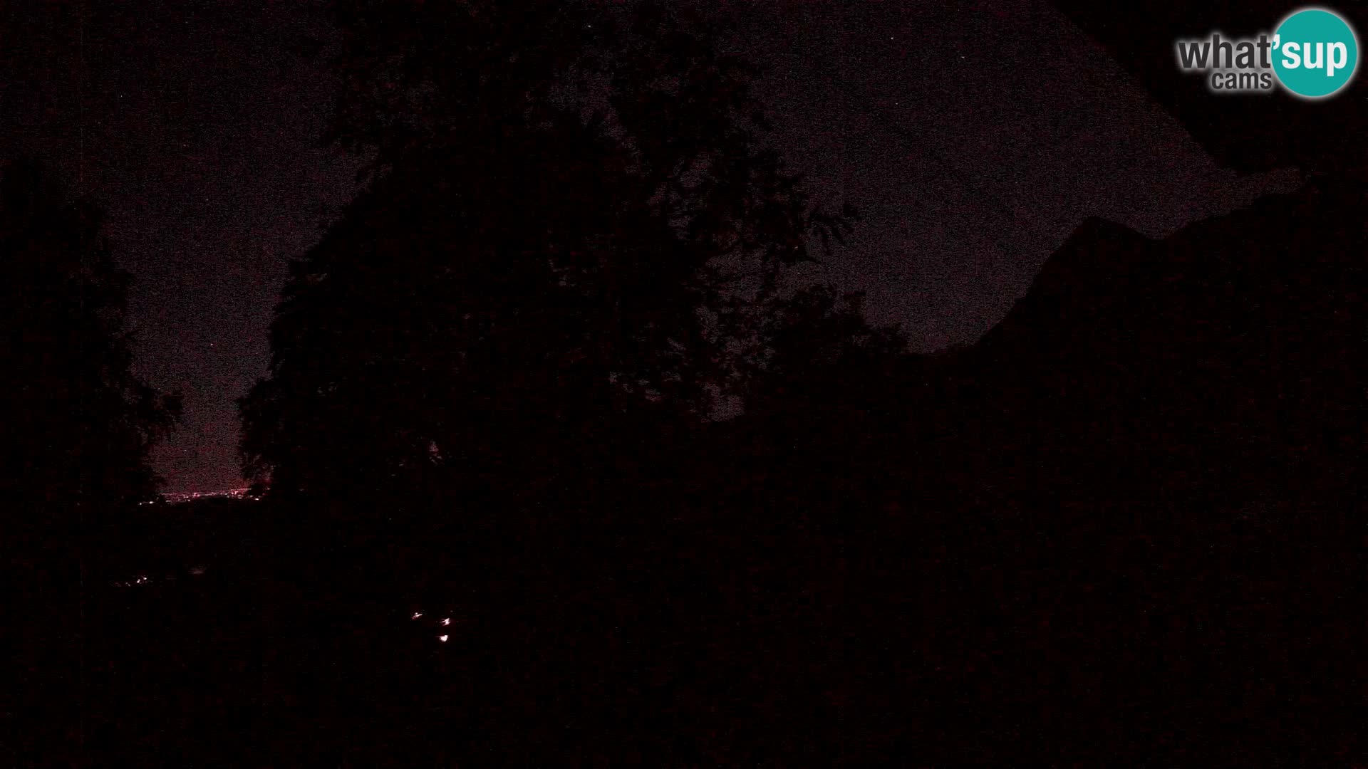 Planina Razor Bergütte Webcam (1315) | Blick auf Tolminski Migovec