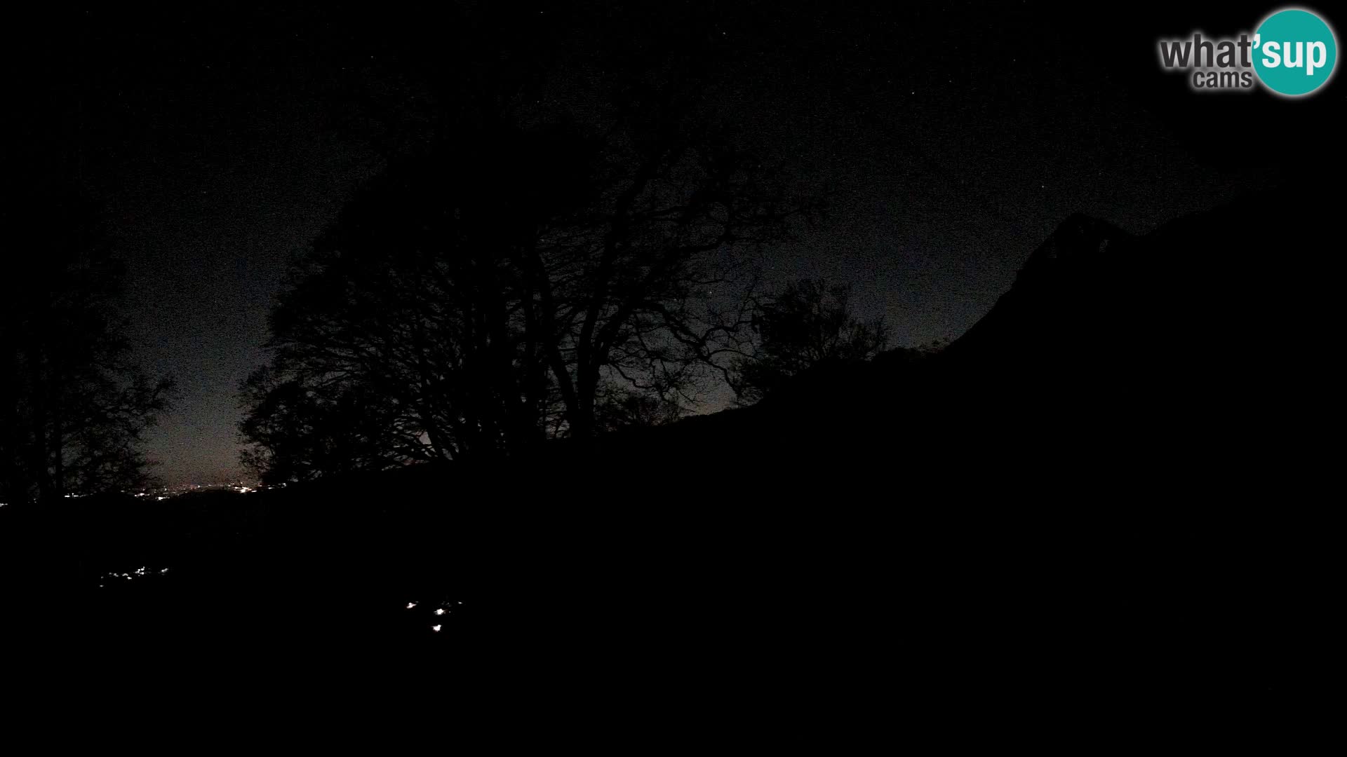 Planina Razor Bergütte Webcam (1315) | Blick auf Tolminski Migovec