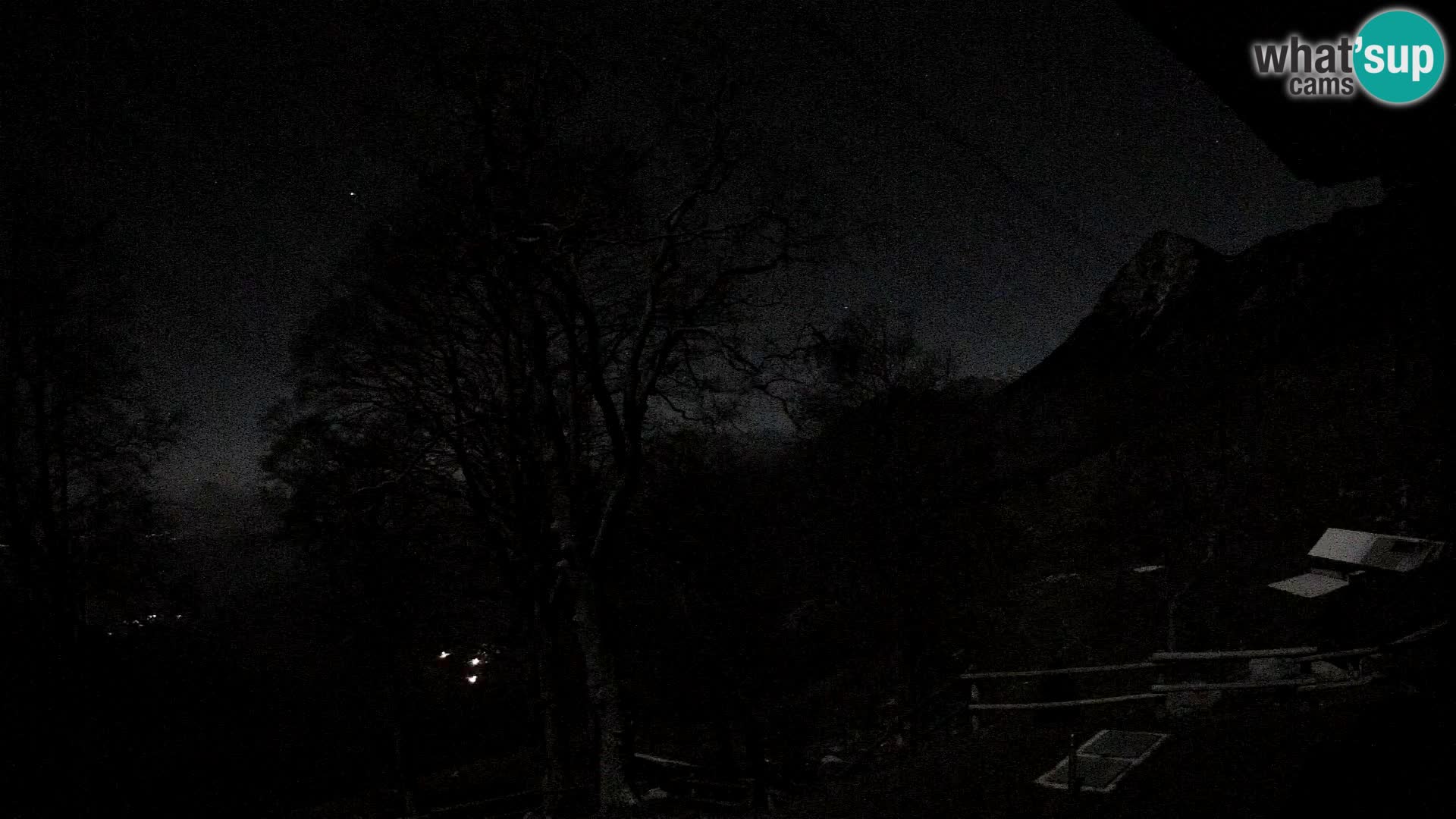 Baita di montagna Planina Razor webcam (1315) | vista su Tolminski Migovec