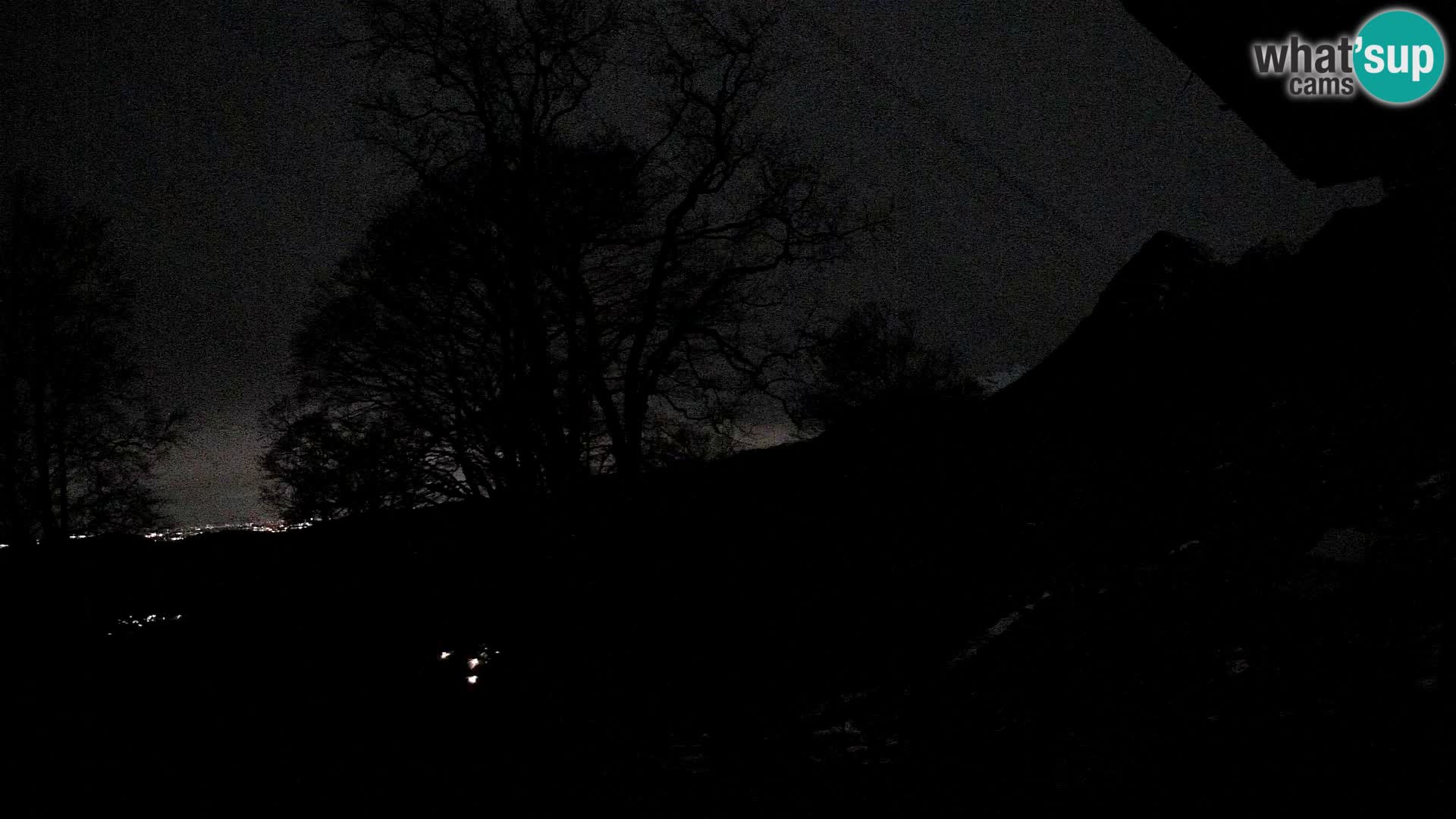 Refuge de la montagne Planina Razor caméra en direct (1315) | vue sur Tolminski Migovec