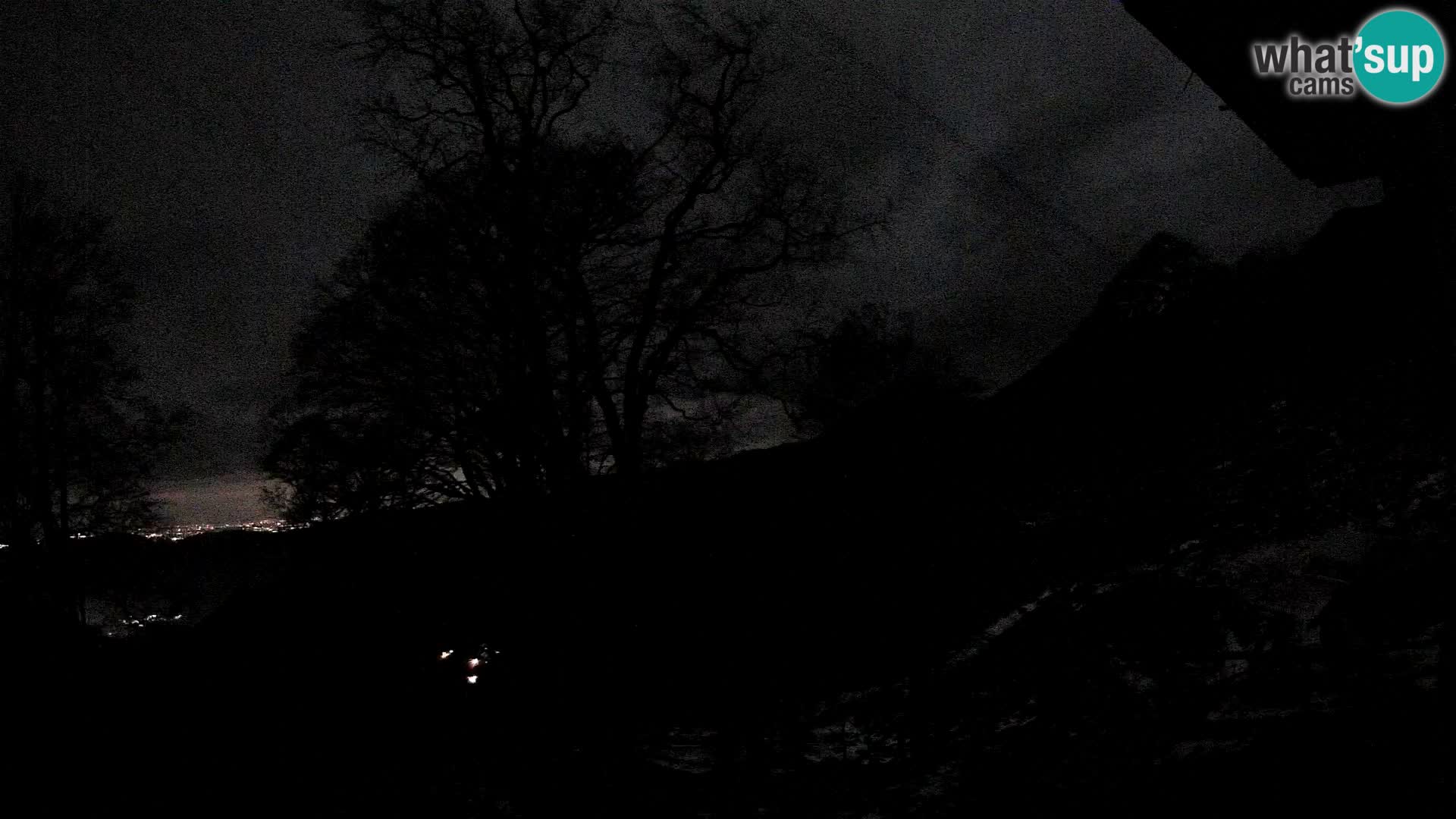 Baita di montagna Planina Razor webcam (1315) | vista su Tolminski Migovec