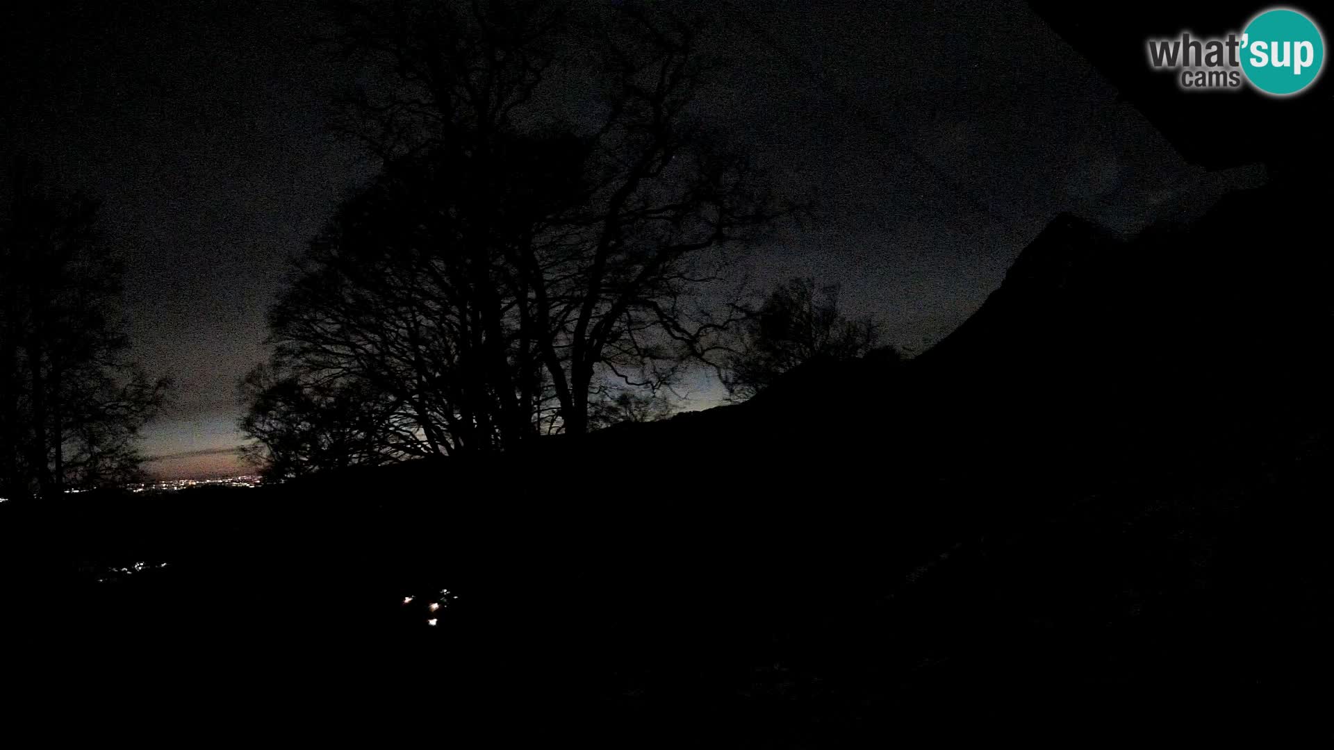 Baita di montagna Planina Razor webcam (1315) | vista su Tolminski Migovec