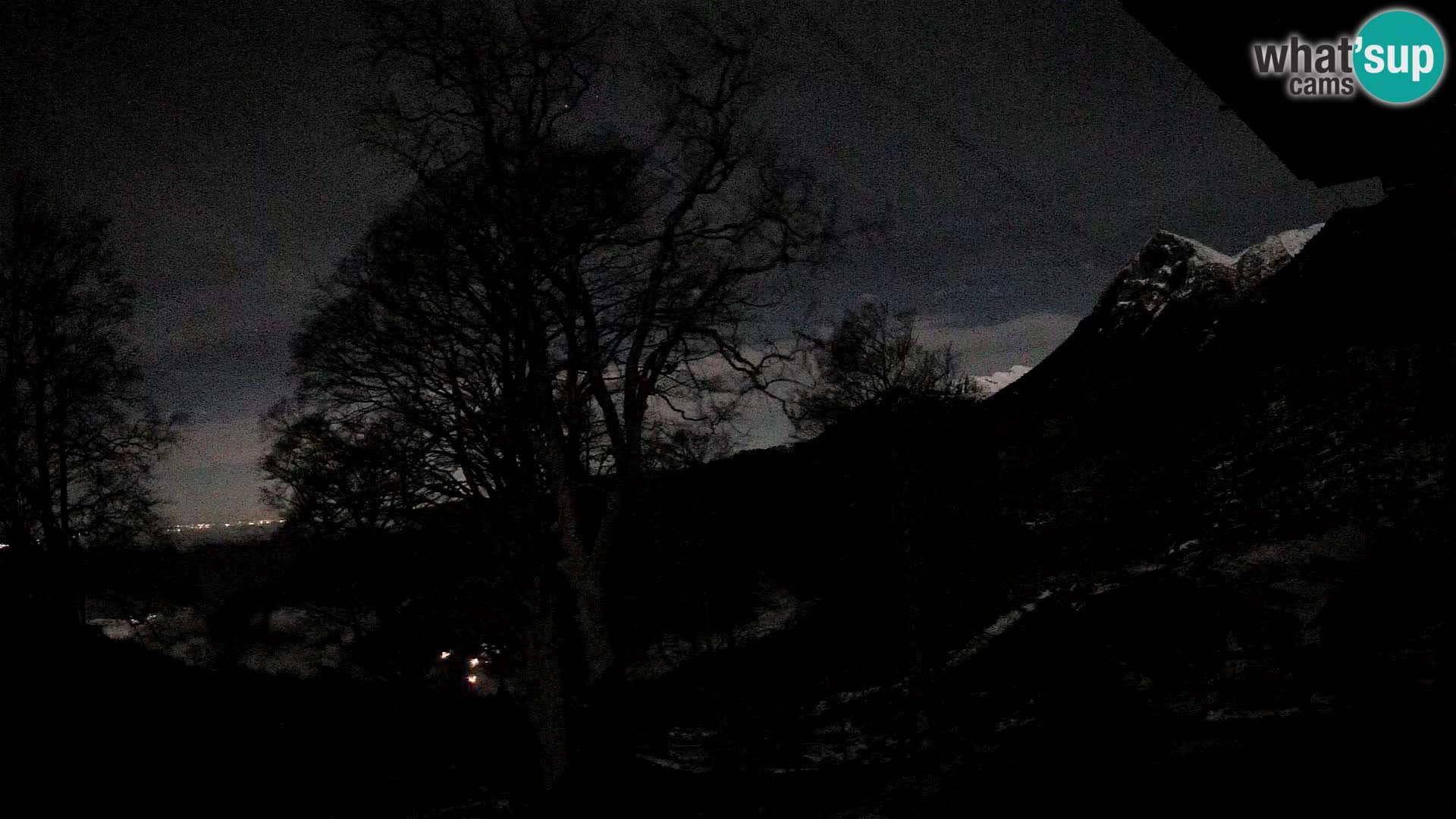 Baita di montagna Planina Razor webcam (1315) | vista su Tolminski Migovec